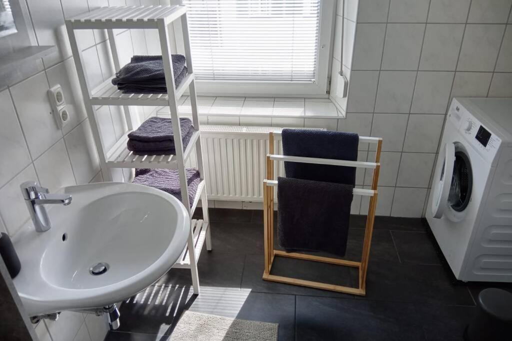 Gemuetliches Apartment In Landeck Buitenkant foto